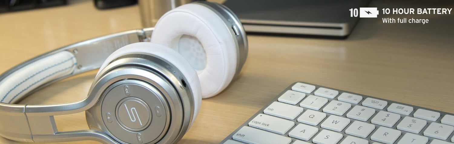Earbuds / Headphones